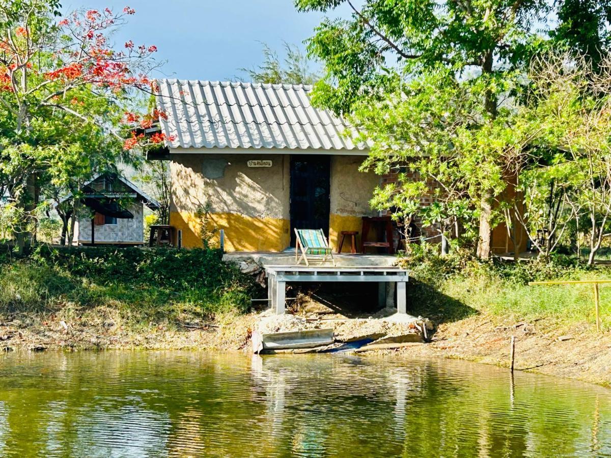 Numpu Baandin Hotell Sam Roi Yot Exteriör bild