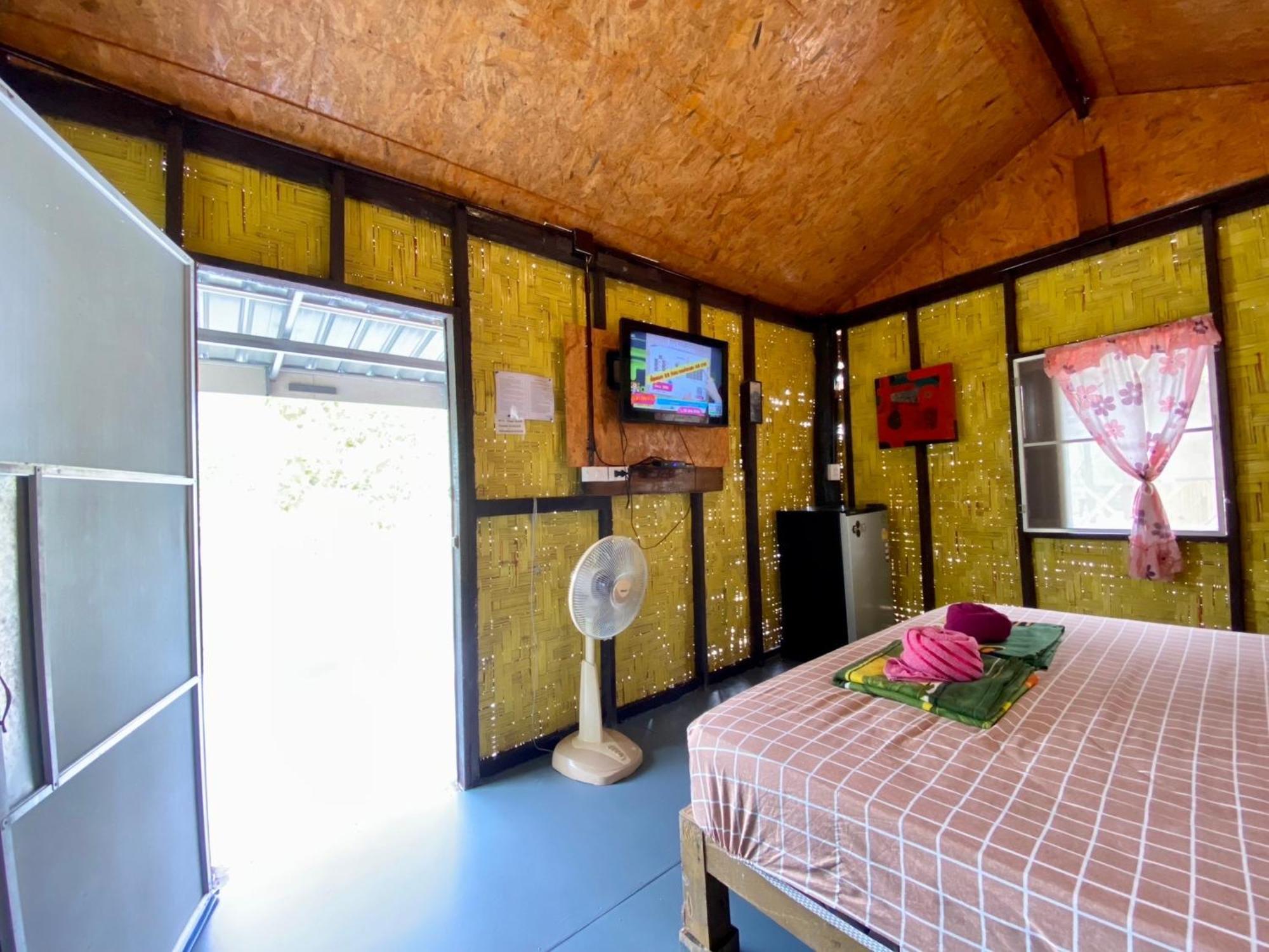 Numpu Baandin Hotell Sam Roi Yot Exteriör bild